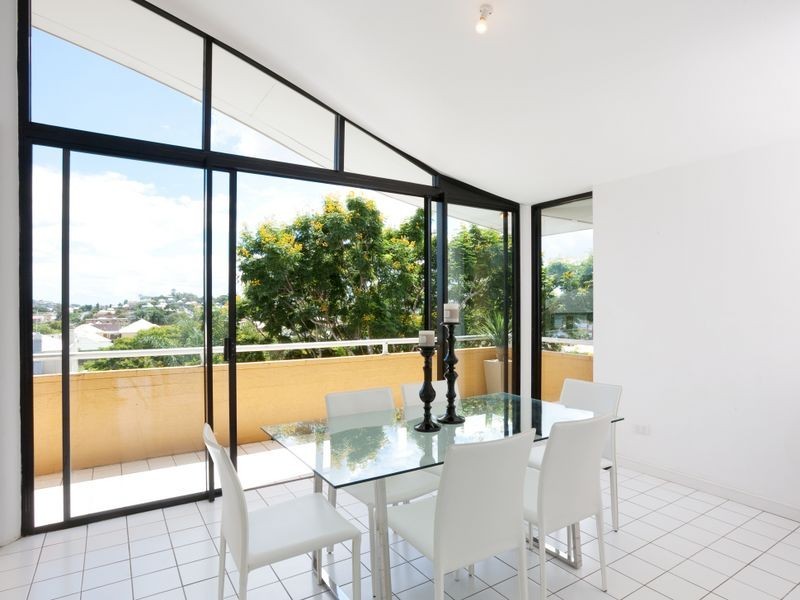 11/218 Bowen Terrace, New Farm QLD 4005