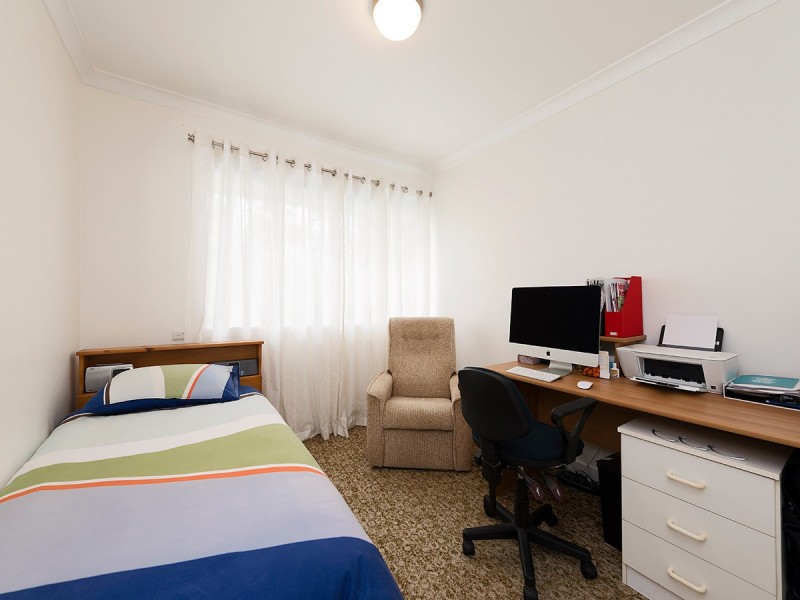 90 Burbong Street, Chapel Hill QLD 4069