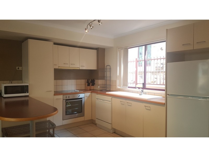 12/16 Phillips Street, Spring Hill QLD 4000