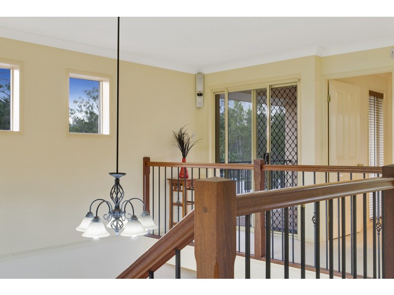 35 Thomas Mcleod Avenue, Sinnamon Park QLD 4073