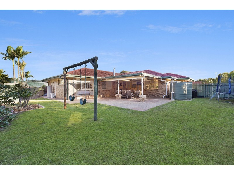 24 Mareeba Court, Arana Hills QLD 4054