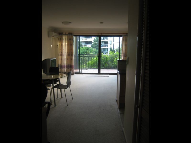 24/177 Merthyr Road, New Farm QLD 4005