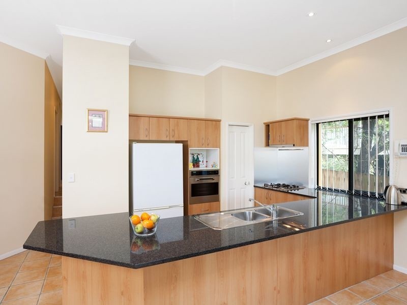 95 Nelson Street, Wooloowin QLD 4030