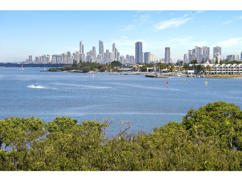 29404/2 Ephraim Island Parade, Paradise Point QLD 4216
