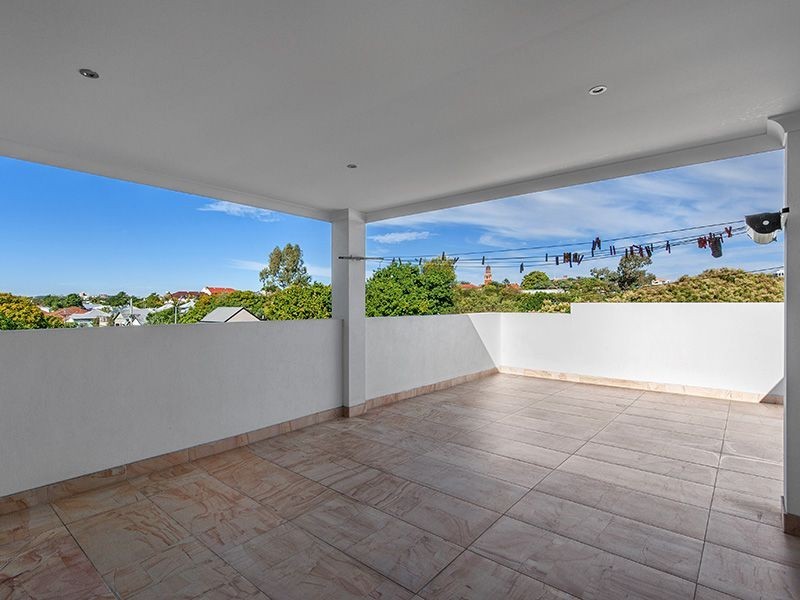 2/152 James Street, New Farm QLD 4005