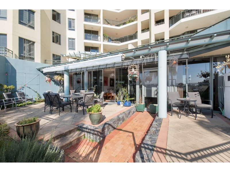 G04/45b Newstead Terrace, Newstead QLD 4006