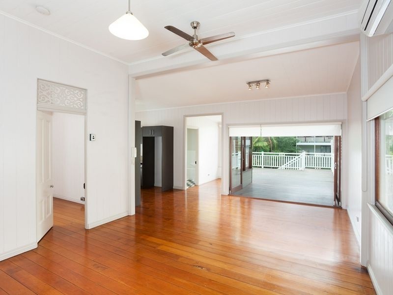 299 Harcourt Street, Teneriffe QLD 4005