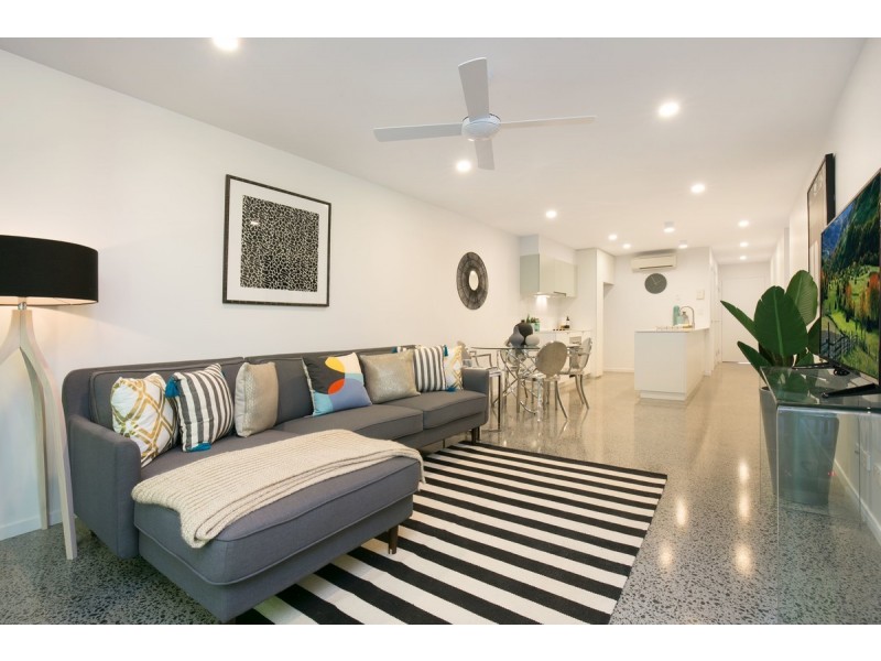 301/27-31 Ekibin Road, Annerley QLD 4103