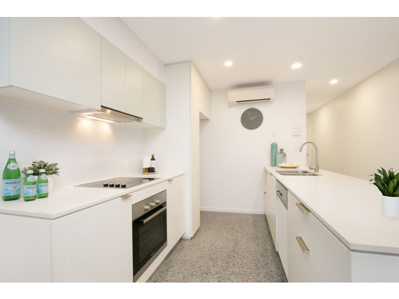 301/27-31 Ekibin Road, Annerley QLD 4103