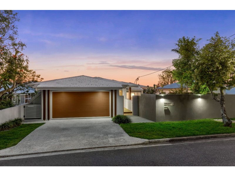 15 Sylvia Street, Camp Hill QLD 4152