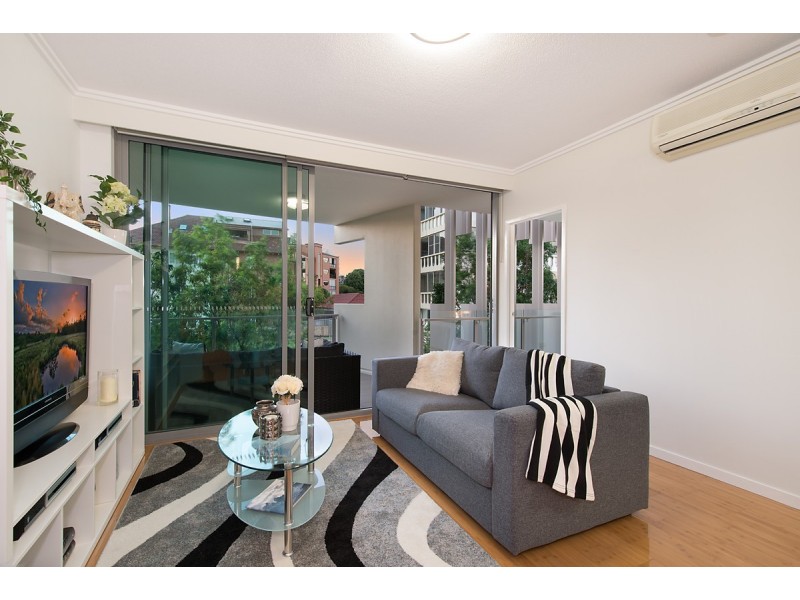 11/75 Barker Street, New Farm QLD 4005