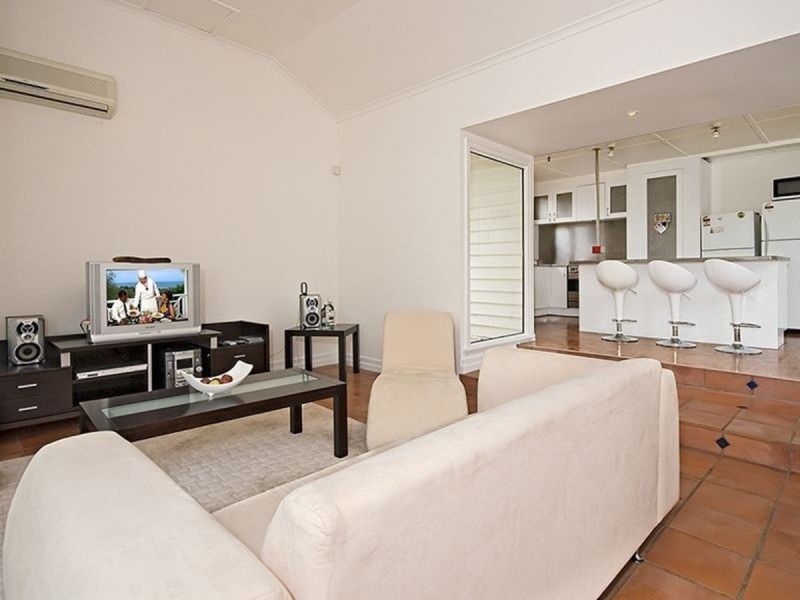 25 B Maxwell Street, New Farm QLD 4005