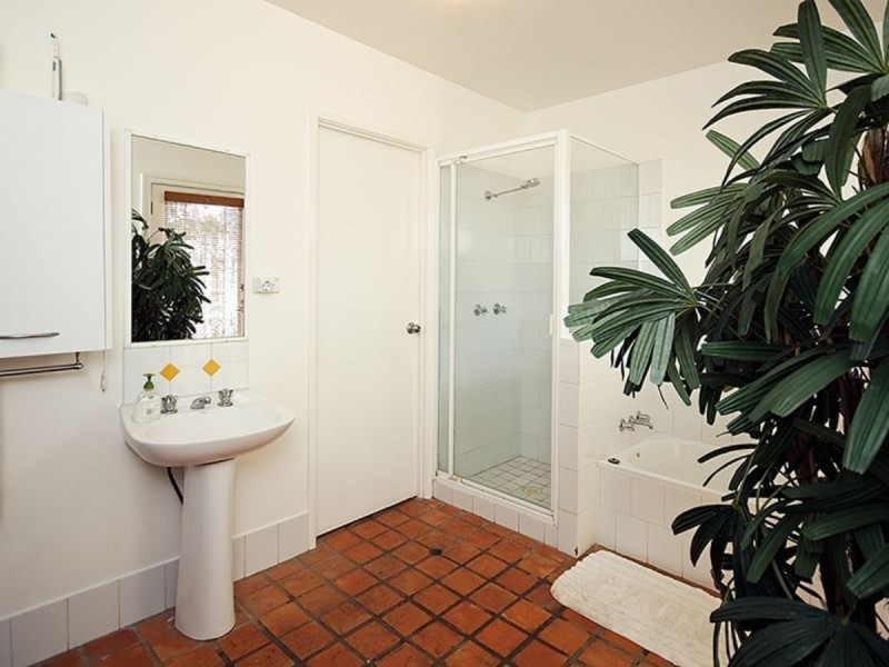 25 B Maxwell Street, New Farm QLD 4005