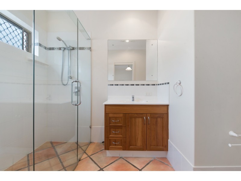 61 Barker Street, East Brisbane QLD 4169