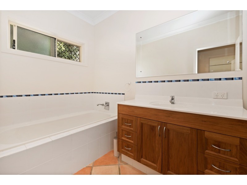 61 Barker Street, East Brisbane QLD 4169