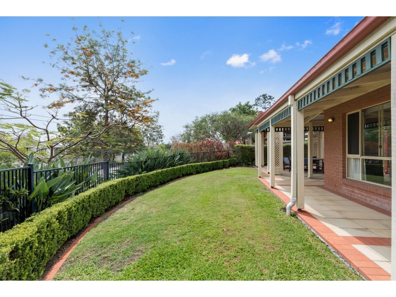 61 Barker Street, East Brisbane QLD 4169