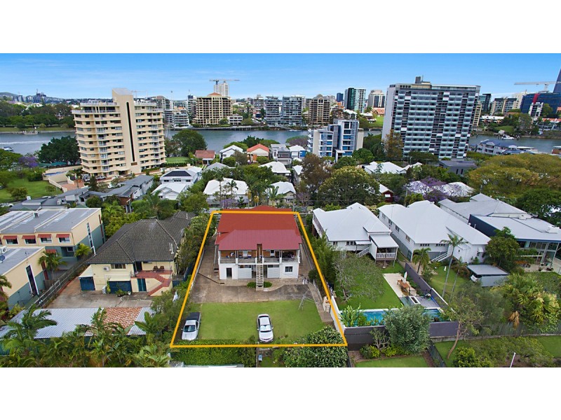 24-26 Hazlewood Street, New Farm QLD 4005