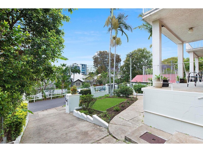 24-26 Hazlewood Street, New Farm QLD 4005