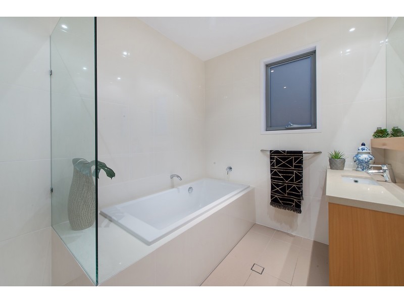 33 Greene Street, Newmarket QLD 4051