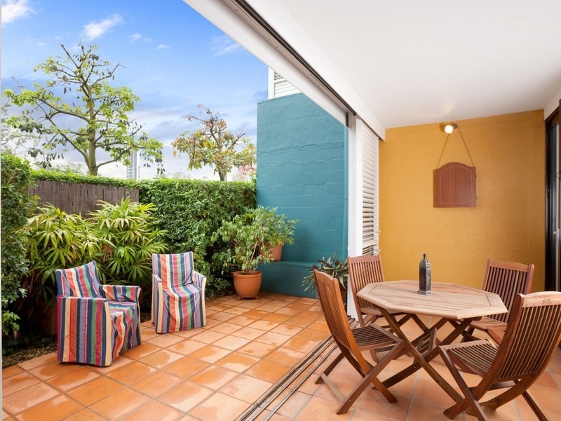 18/222 Bowen Terrace, New Farm QLD 4005