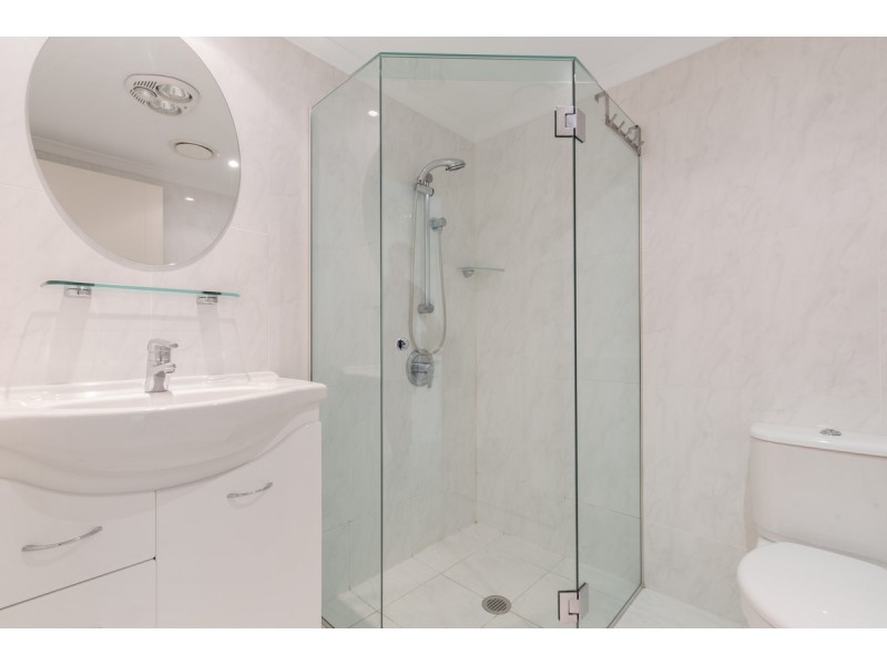 4/14 Macquarie Street, Teneriffe QLD 4005