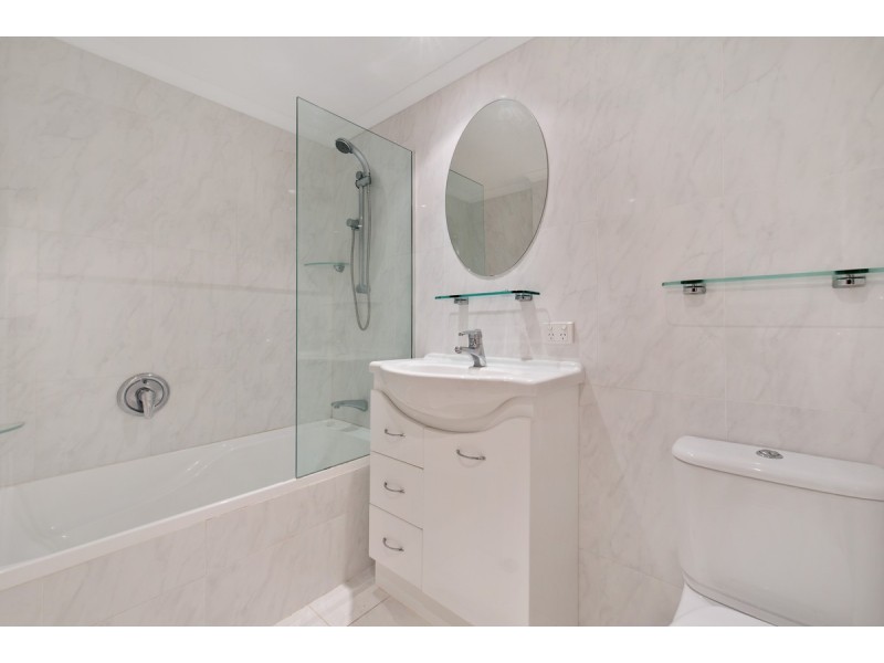 4/14 Macquarie Street, Teneriffe QLD 4005