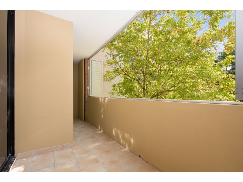 4/14 Macquarie Street, Teneriffe QLD 4005