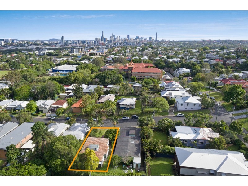29 Thorne Street, Windsor QLD 4030