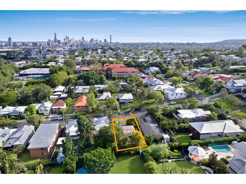 29 Thorne Street, Windsor QLD 4030