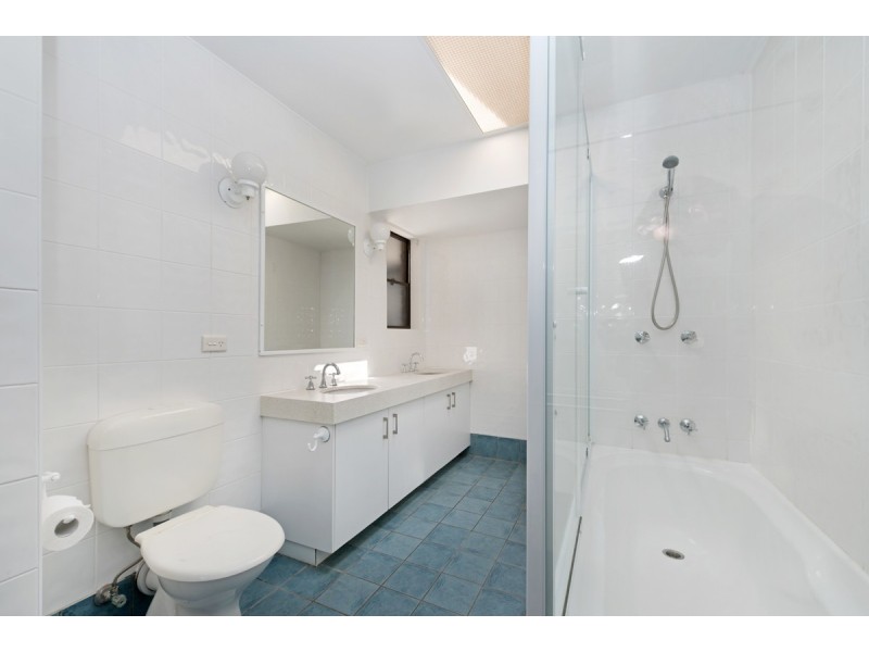 658 Waterworks Road, Ashgrove QLD 4060