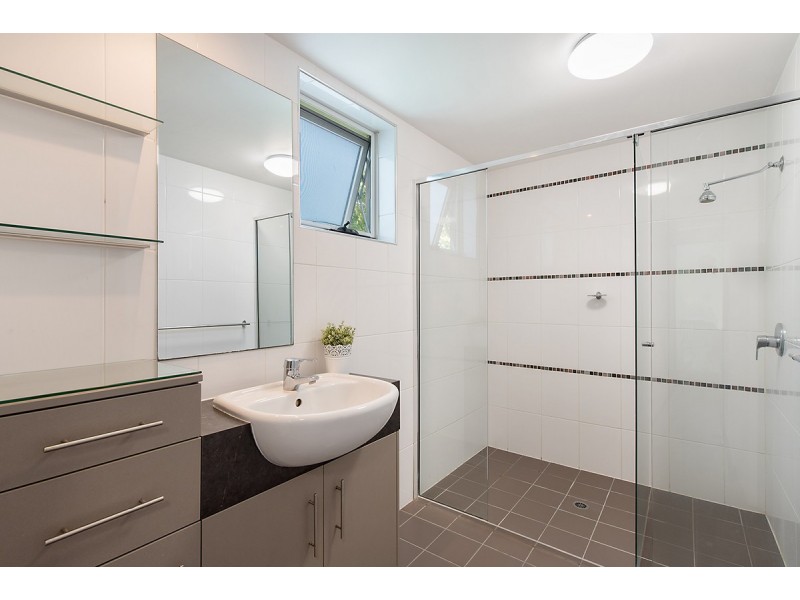 105/42 Newstead Terrace, Newstead QLD 4006