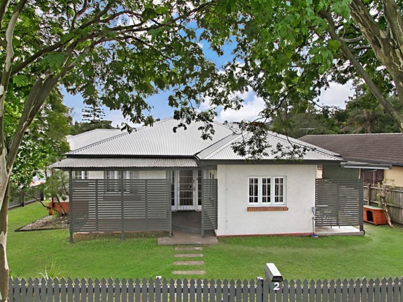 2 Greens Road, Coorparoo QLD 4151