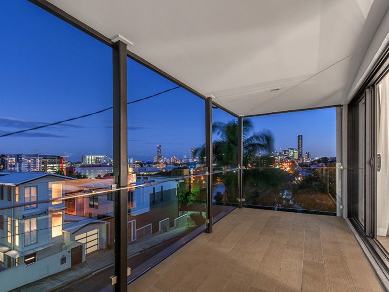 12 Blythe Street, Kelvin Grove QLD 4059