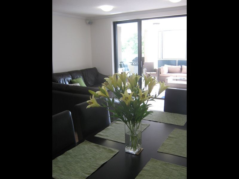 3/7 Helen Street, Newstead QLD 4006