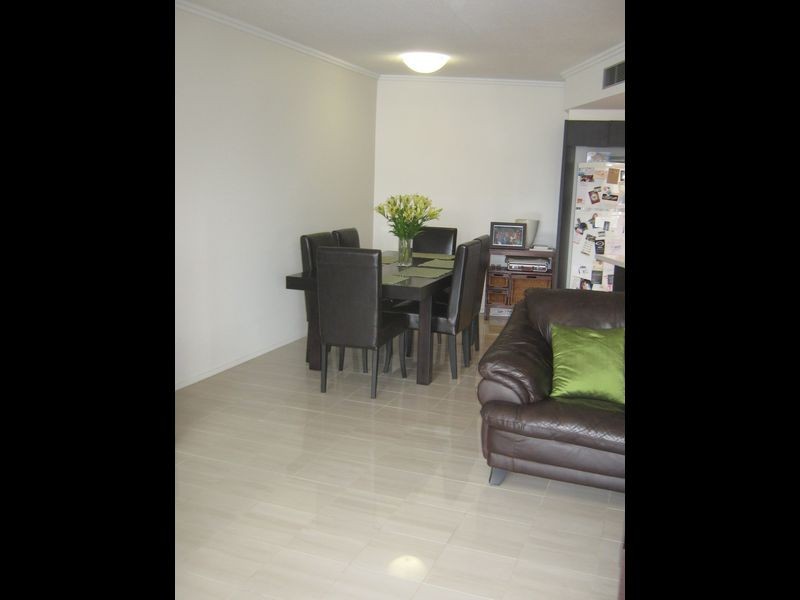 3/7 Helen Street, Newstead QLD 4006