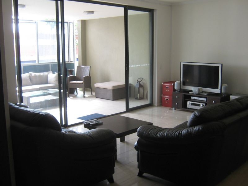 3/7 Helen Street, Newstead QLD 4006