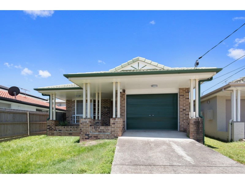 113B Ferguson Road, Camp Hill QLD 4152