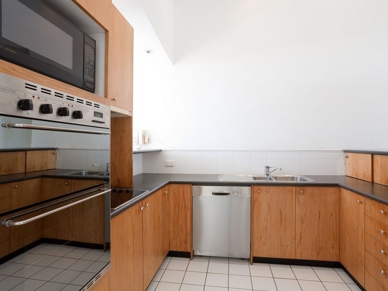 11/218 Bowen Terrace, New Farm QLD 4005