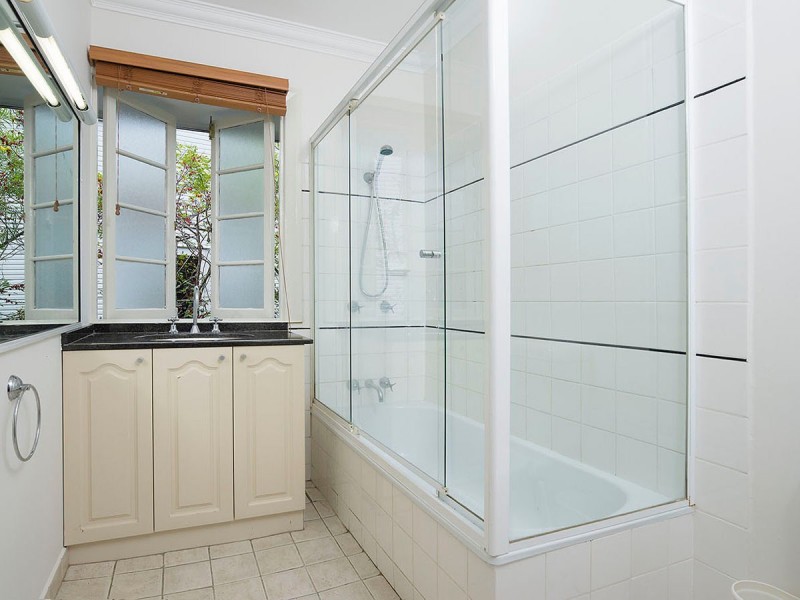 48 Victoria Street, Ashgrove QLD 4060