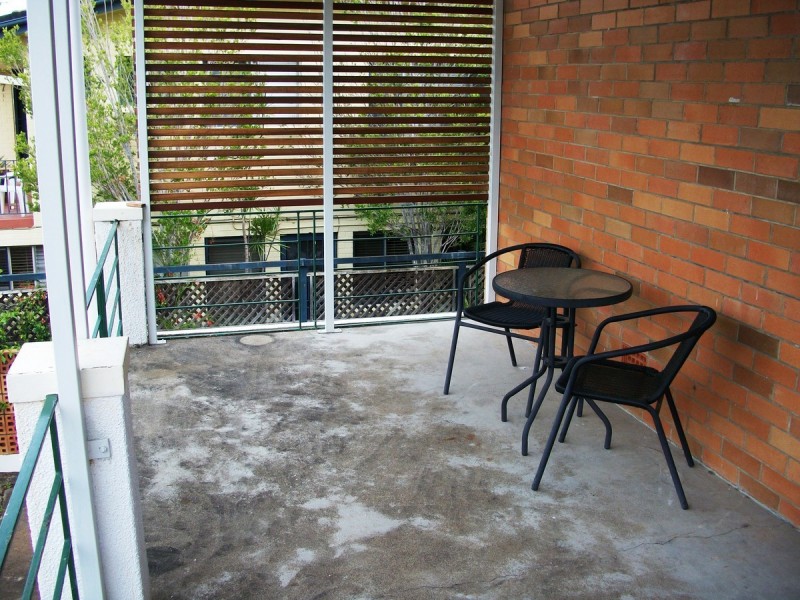 6/24 Hazlewood Street, New Farm QLD 4005