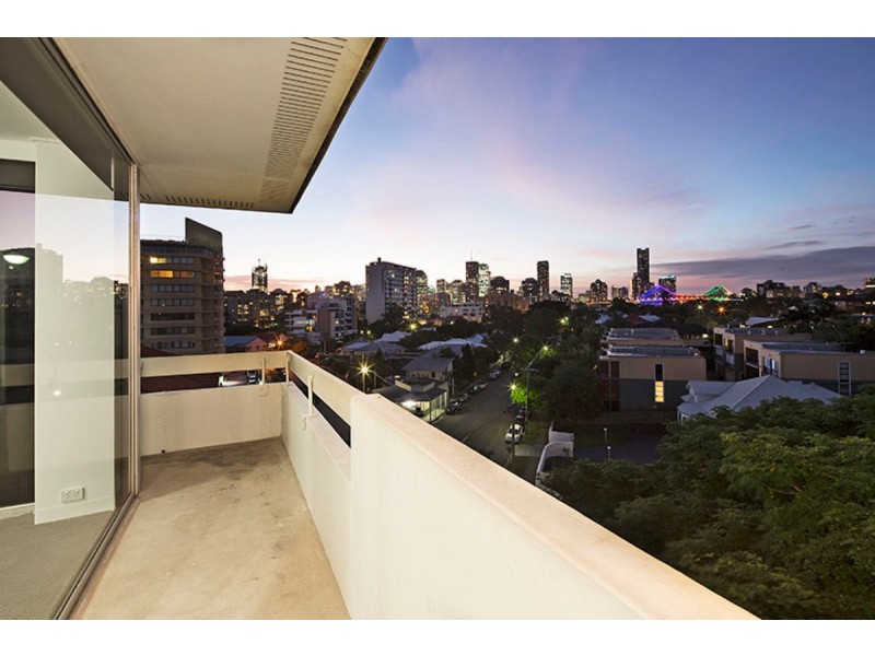 23/128 Oxlade Drive, New Farm QLD 4005