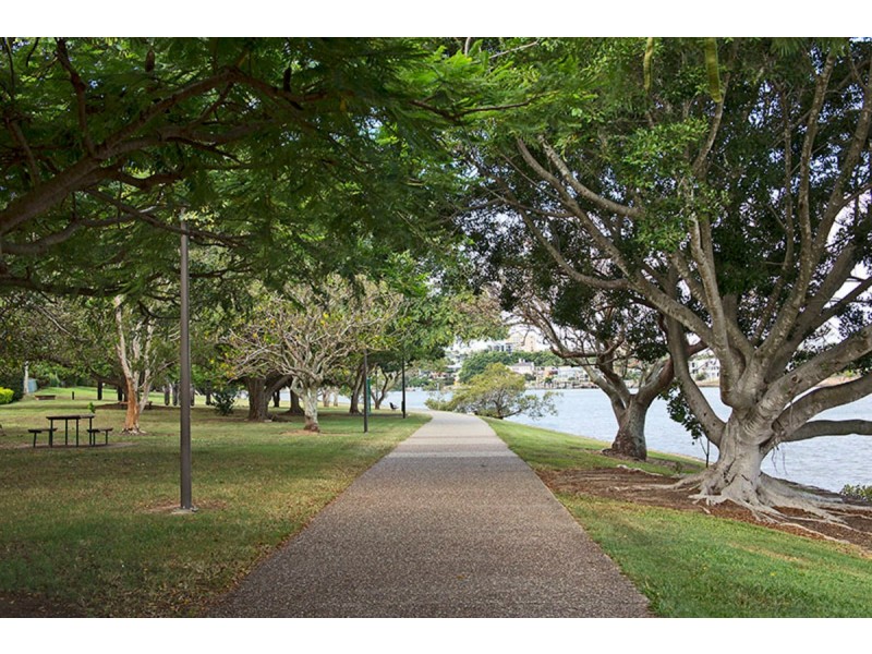 23/128 Oxlade Drive, New Farm QLD 4005