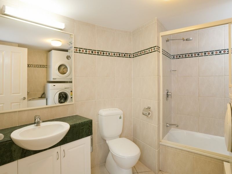 20/118 Oxlade Drive, New Farm QLD 4005