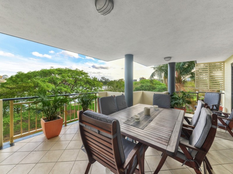 23/118 Oxlade Drive, New Farm QLD 4005