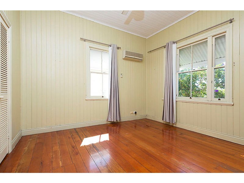 50 Teneriffe Drive, Teneriffe QLD 4005