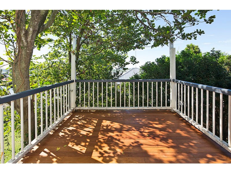 50 Teneriffe Drive, Teneriffe QLD 4005