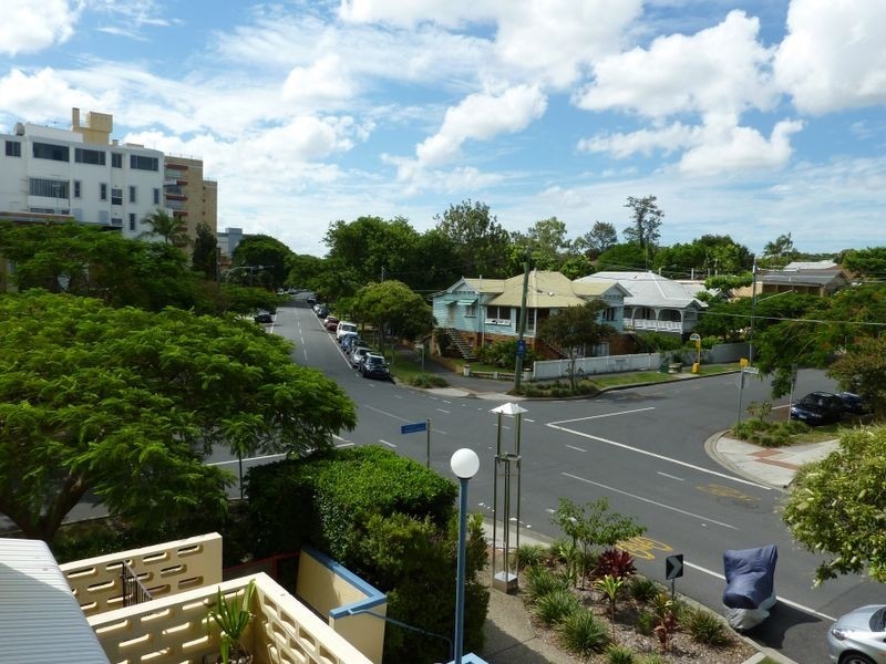 1B/172 Oxlade Drive, New Farm QLD 4005