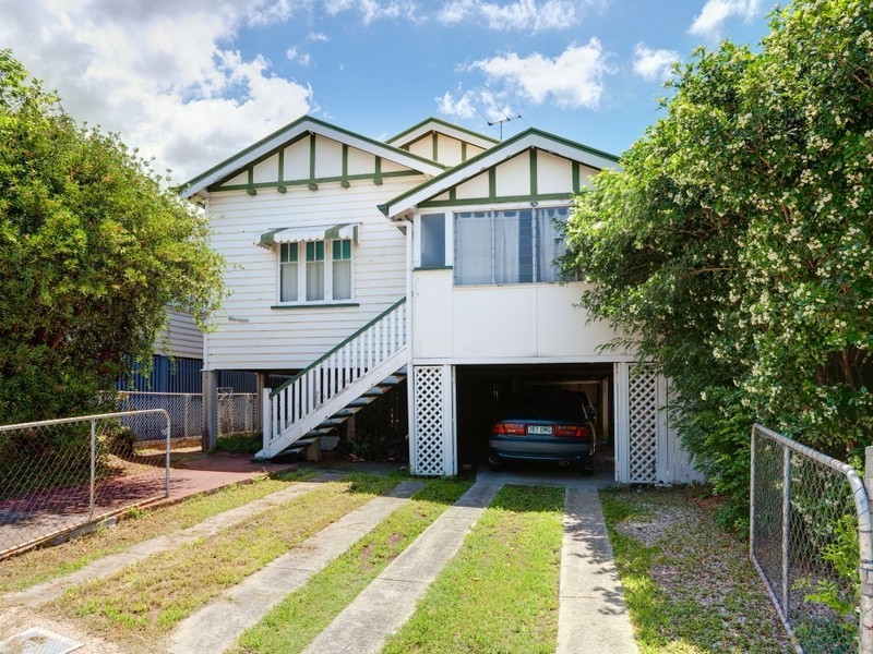 748 Sandgate Road, Clayfield QLD 4011