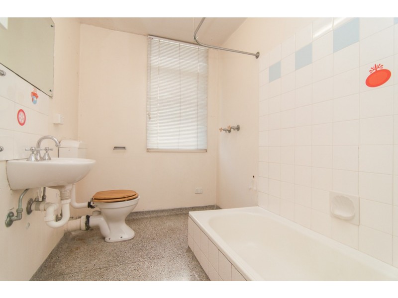 8/355 Coronation Drive, Auchenflower QLD 4066