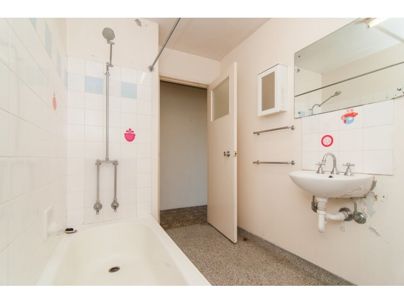 8/355 Coronation Drive, Auchenflower QLD 4066